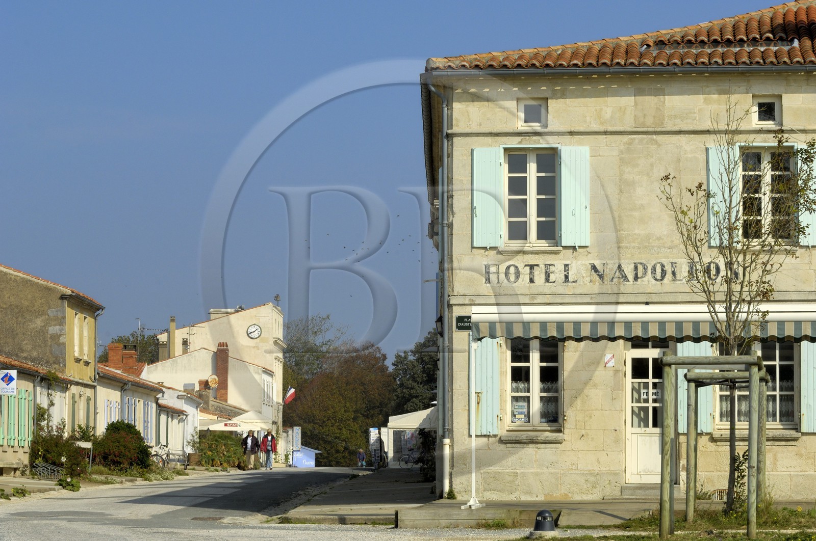 France, Charente-Maritime (17), Ile d'Aix, le bourg, place Austerlitz