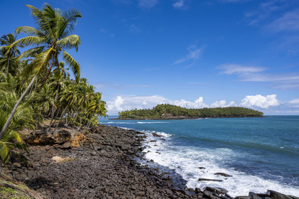 France, Guyane, Kourou, Iles du Salut, l'Ile du Diable vue depuis l'Ile Royale, elle a servi de bagne aux prionniers politique dont Alfred Dreyfus