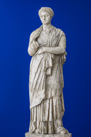 France, Vaucluse (84), Vaison-la-Romaine, site archéologique de Puymin, musée archéologique Théo Desplans, statue de l'impératrice Sabine (entre 83 et 87 décédée en 137), épouse de l'empereur Hadrien