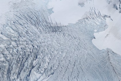 Norvège, Sogn og Fjordane, glacier de Jostedalsbreen et Briksdalbreen (vue aérienne)