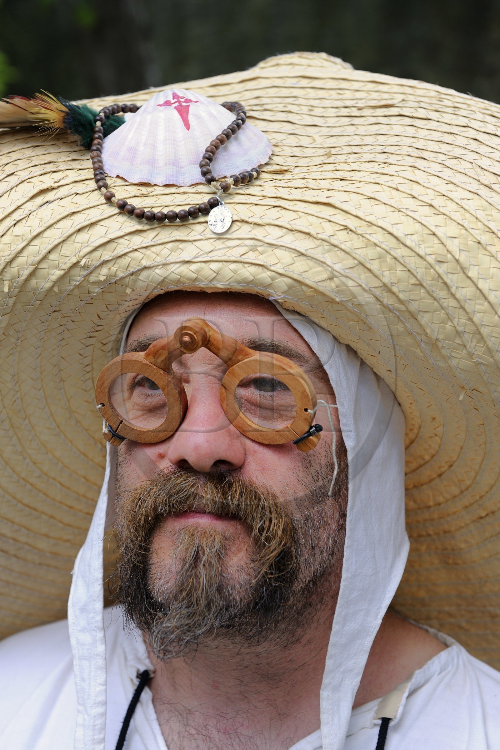 France, Seine et Marne (77), Les Médiévales de Provins, ville classée Patrimoine Mondial de l'UNESCO, lunettes médiévales