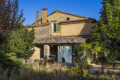 France, Var (83), Provence Verte, Bras, vers Saint-Maximin-la-Sainte-Baume, la maison d'hotes Le Peyrourier - une campagne en Provence
