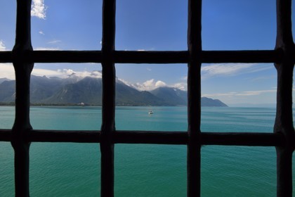 Switzerland, Canton of Vaud, Veytaux, Chillon castle, grid overlooking Lake Geneva (Lac Leman)