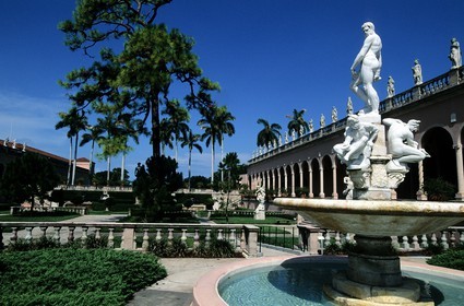 Etats-Unis, Floride, Gulf Coast, Sarasota, Ringling Museum of Art, la fontaine d'Oceanus dans la cour