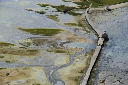 France, Morbihan, Gulf of Morbihan (Golfe du Morbihan), Arz island, Etang du Moulin Pond, tide mill (aerial view)