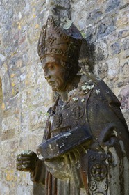 France, Finistere, Iroise Sea, Parc Naturel Regional d'Armorique (Armorica Regional Natural Park), Presqu'ile de Crozon, former abbey of Landevennec, Saint Guenole statue