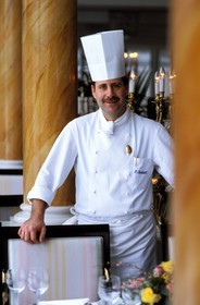 Switzerland, Bern Region (Bernese Oberland), chef of the Victoria Jungfrau hotel in Interlaken