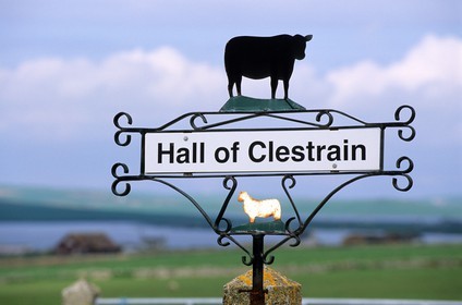 Royaume-Uni, Ecosse, îles Orcades, Mainland, enseigne de ferme à Clestrain