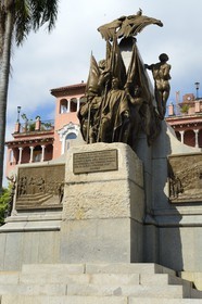 Panama, Panama City, historic town listed as World Heritage by UNESCO, Casco Antiguo (Viejo), the Simon Bolivar monument on Plaza Bolivar