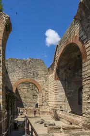 France, Bouches-du-Rhône (13), Arles, les Thermes de Constantin, bains romains du IVe siècle classés Patrimoine Mondial de l'UNESCO