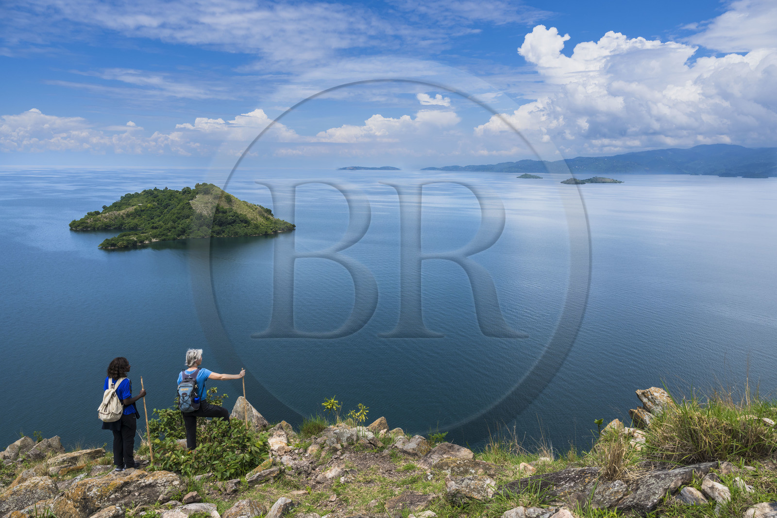 Rwanda, Province de l’Ouest, Karongi (anciennement nommée Kibuye), lac Kivu, randonnée au sommet de l'Ile Napoléon (ou Tembabagoyi)pour une vue générale sur le lac