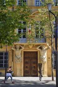 France, Bouches du Rhone, Aix en Provence, Cours Mirabeau, Maurel de Ponteves Mansion house of the middle of the 17th century, atlantes