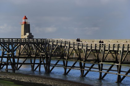 France, Seine Maritime, Pays de Caux, Cote d'Albatre, Fecamp, wooden footbridge at the entrance of the harbour