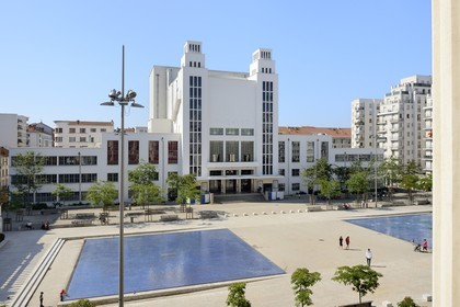 France, Rhone, Villeurbanne, architectural ensemble of the gratte-ciel (skyscrapers) built from 1927 to 1934, the former Palais du Travail (palace of Labour) now occupied by the theatre TNP on place Lazare Goujon