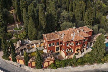 France, Alpes-Maritimes (06), Menton, Domaine des Colombieres, la villa (vue aérienne)