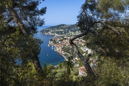 France, Alpes-Maritimes, old town with the 16th century Citadel and the port in the bay of Villefranche sur Mer