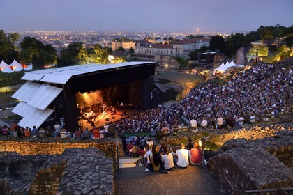 France, Rhône (69), Lyon, site historique classé Patrimoine Mondial de l'UNESCO, colline de Fourvière, théâtre romain, concert lors des Nuits de Fourvières