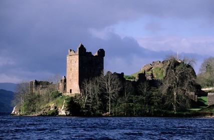 Royaume-Uni, Ecosse, Highlands, château Urquhart au bord du Loch Ness