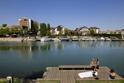 France, Val-de-Marne (94), les bords de Marne, la promenade de Polangis à Champigny-sur-Marne et le port de Nogent-sur-Marne