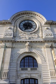 France, Paris, Left Bank, the National Museum of Orsay, housed in the old Gare d'Orsay (1898), the clock