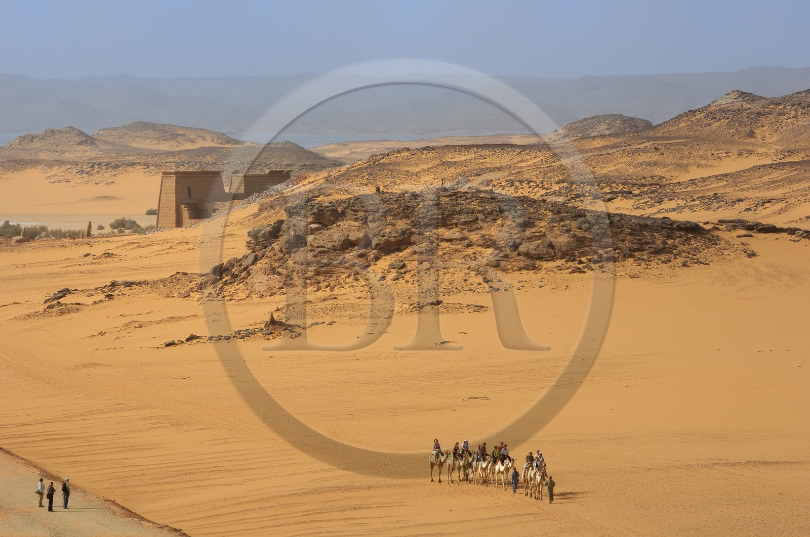 Egypte, Haute Egypte, Lac Nasser, désert de Nubie, temple de Ouadi es-Seboua ou vallée des lions
