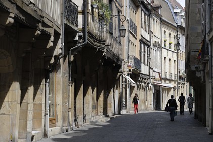 France, Côte d'Or (21), Dijon, rue médiévale de la verrerie