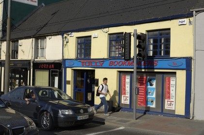 Irlande, Comté de Kildare, Tully, bookmaker, boutique de parieurs