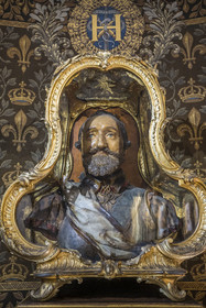 France, Oise (60), Chantilly, le chateau de Chantilly, le musée Condé, buste d'Henri IV roi de France en cire dans la galerie de Psyché