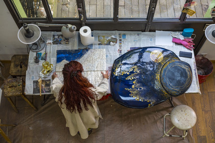 France, Hauts-de-Seine, Colombes, the french artist and lacquerer Isabelle Emmerique in her studio