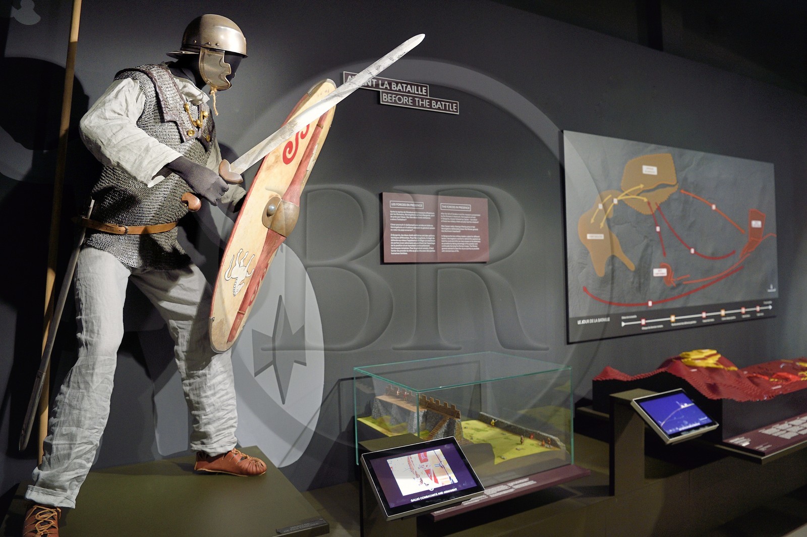 France, Puy-de-Dôme (63), plateau de Gergovie, site historique de la bataille entre les Arvernes et les légions de César en 52 avant Jésus-Christ, Musée Archéologique, reconstitution d'un guerrier arverne de la guerre des Gaules