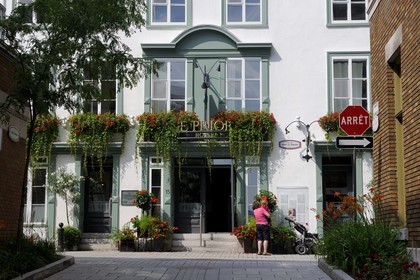 Canada, province de Québec, ville de Québec, Vieux-Québec classé Patrimoine Mondial de l'UNESCO, hotel rue Saint-Pierre dans la partie basse de la vieille ville