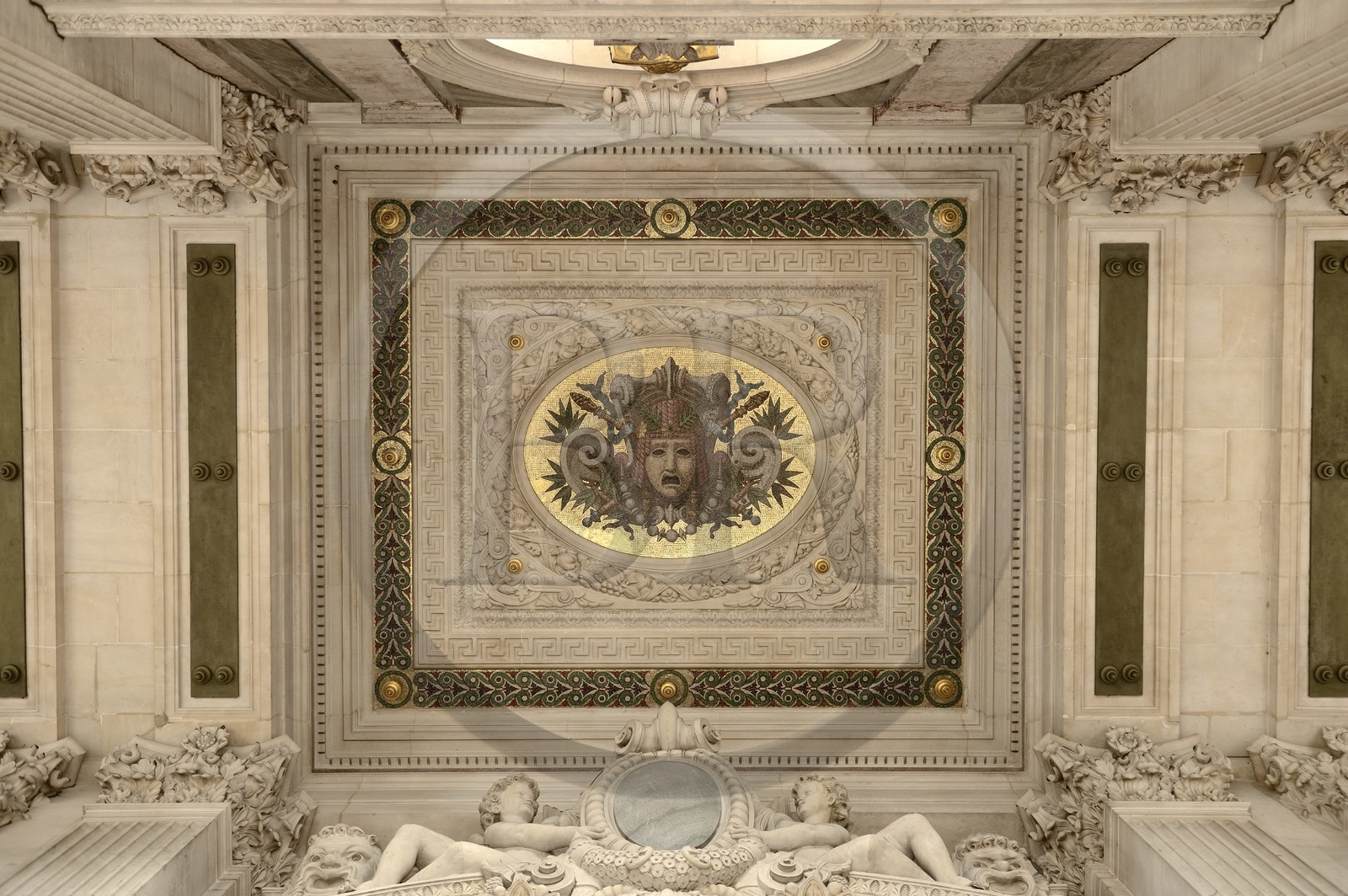 France, Paris (75), Opéra Garnier, detail du plafond de la terrasse de la facade sud