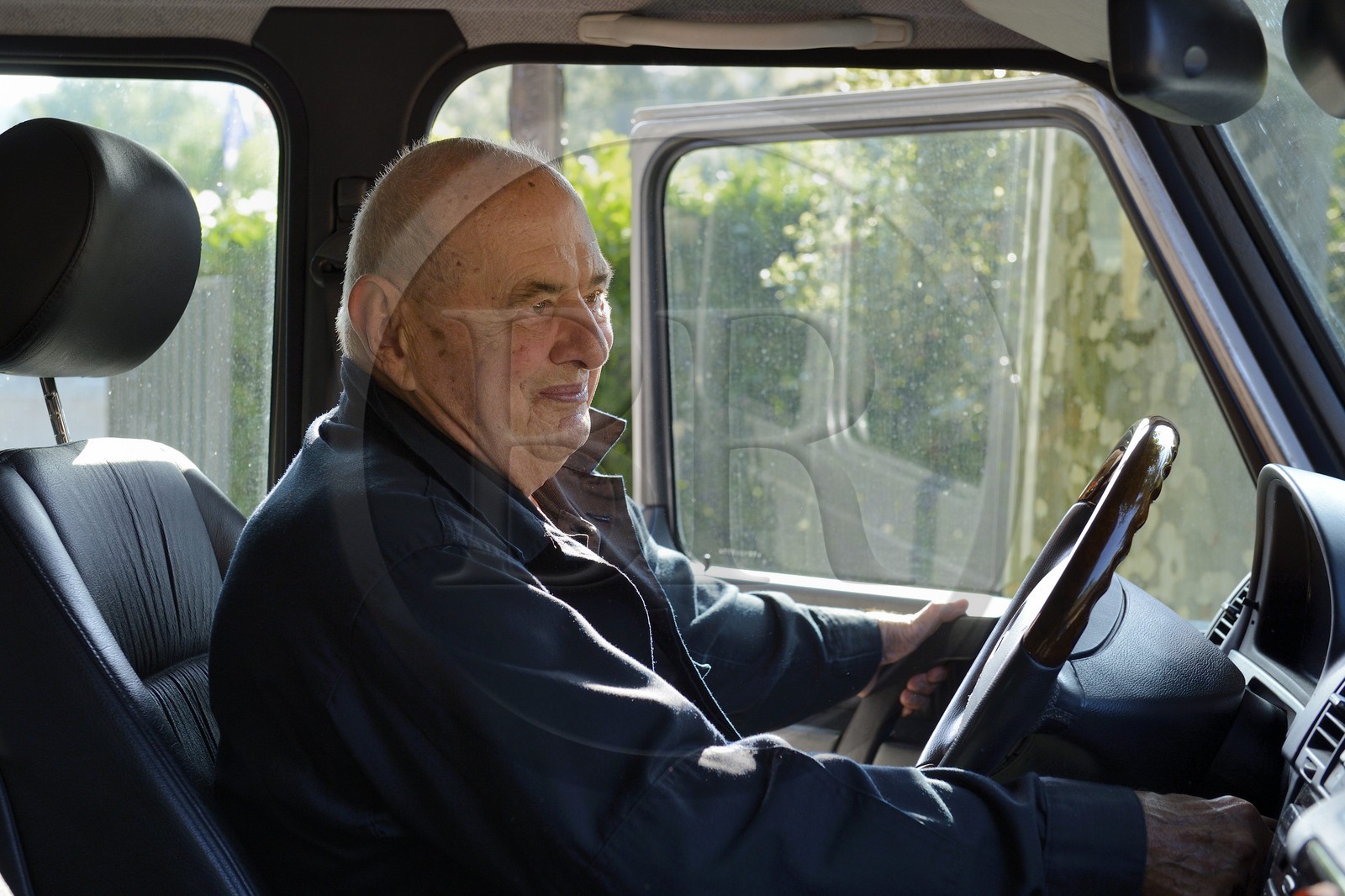 France, Rhône (69), Collonges-au-Mont-d'Or, Restaurant L'Auberge du Pont de Collonges, trois étoiles au Guide Michelin depuis 1965, le grand chef cuisinier Meilleur ouvrier de France Paul Bocuse