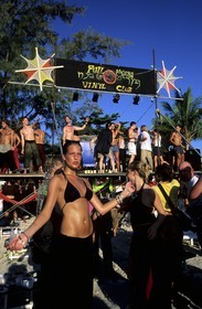 Thailand, Samui islands archipelago, Full Moon Party on Koh Pha-Ngan island, the beach of Had Rin at the end of the party in the morning