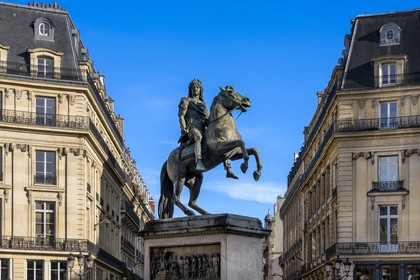 France, Paris (75), Place des Victoires, the equestrian statue of Louis XIV by François-Joseph Bosio