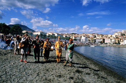 France, Pyrenees Orientales, Banyuls sur Mer, grape harvest fair on the beach