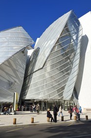 France, Paris, Louis Vuitton Foundation by architect Frank Gehry (a special authorization is required before publication)