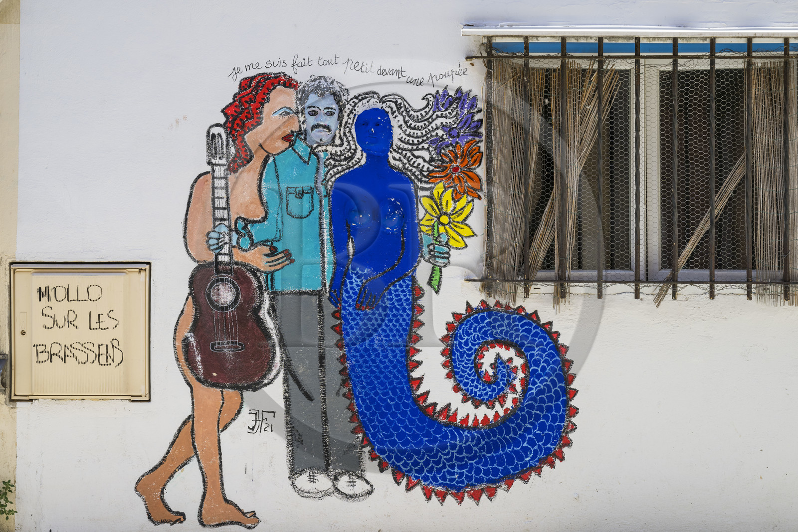 France, Hérault (34), Sète, peinture murale dans la rue de Tunis illustration de la chanson de Georges Brassens Je me suis fait tout petit