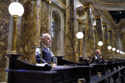 Royaume-Uni, Hertfordshire, Leavesden, Leavesden Film Studios, Harry Potter Studio Tour London, les coulisses du tournage des 8 films de Harry Potter, le grand hall de Gringotts, la banque des sorciers gardée par les Gobelins