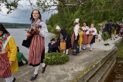 Sweden, Dalarna County, Leksand, the most popular in Sweden midsummer celebrations, transfer in the old church Boats on Lake Siljan