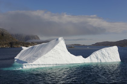 Groenland, fjord de Nanortalik au sud du pays, icebergs