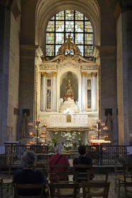 France, Ille-et-Vilaine, Rennes, Saint-Sauveur basilica, altar of Notre-Dame-des-Miracles revered by many Rennes