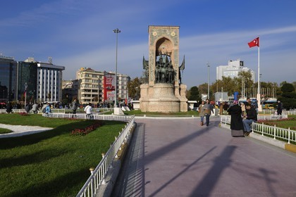 Turkey, Istanbul, Beyoglu, Taksim District, Monument of the Republic which honors Atatürk and independence hero