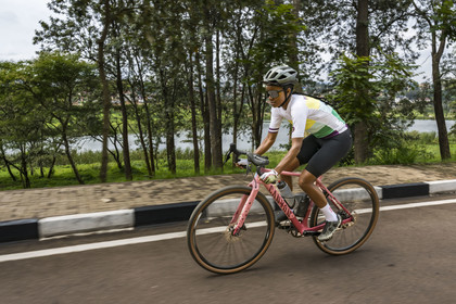 Rwanda, Kigali, la cycliste professionnelle rwandaise Violetta Neza