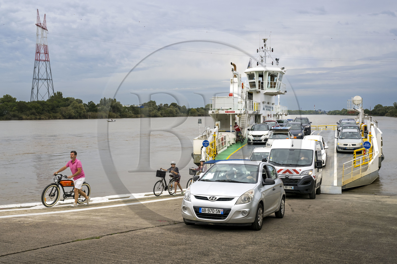 France, Loire-Atlantique (44), Le Pellerin, bac permettant la traversée de la Loire entre Le Pellerin et Couëron