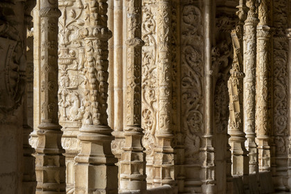 Portugal, Lisbon, Belem, Hieronymites Monastery (Mosteiro dos Jeronimos), listed as World Heritage by UNESCO, columns of the cloister
