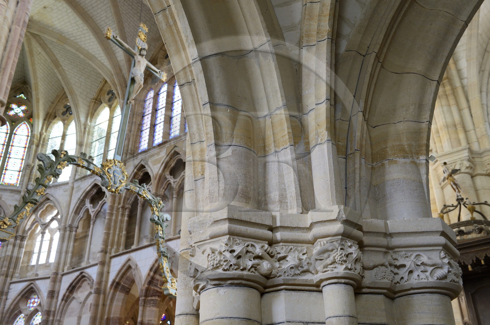 France, Marne (51), village de Saint-Amand-sur-Fion, église Saint-Amand, frise évoquant la vie du village, ici la vigne et ses prédateurs