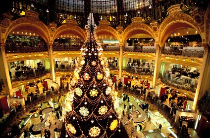 France, Paris (75), les Galeries Lafayette, décoration de Noël