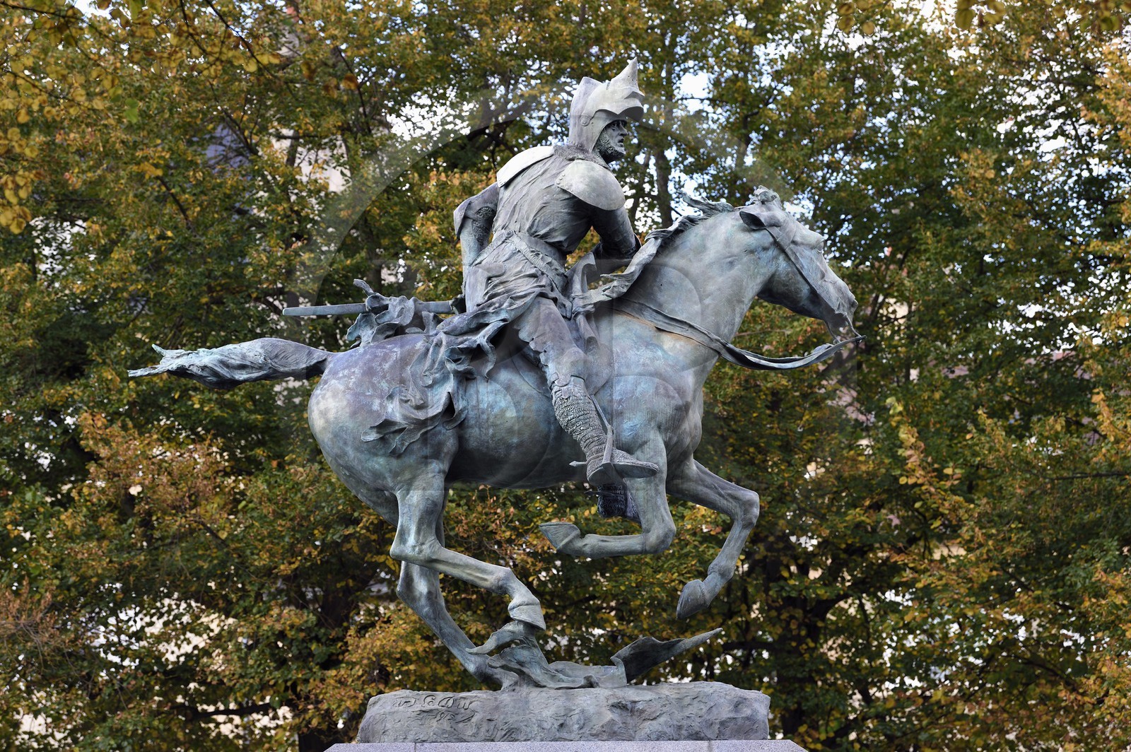France, Calvados (14), Caen, statue équestre de Bertrand du Guesclin place Saint-Martin par Arthur Le Duc
