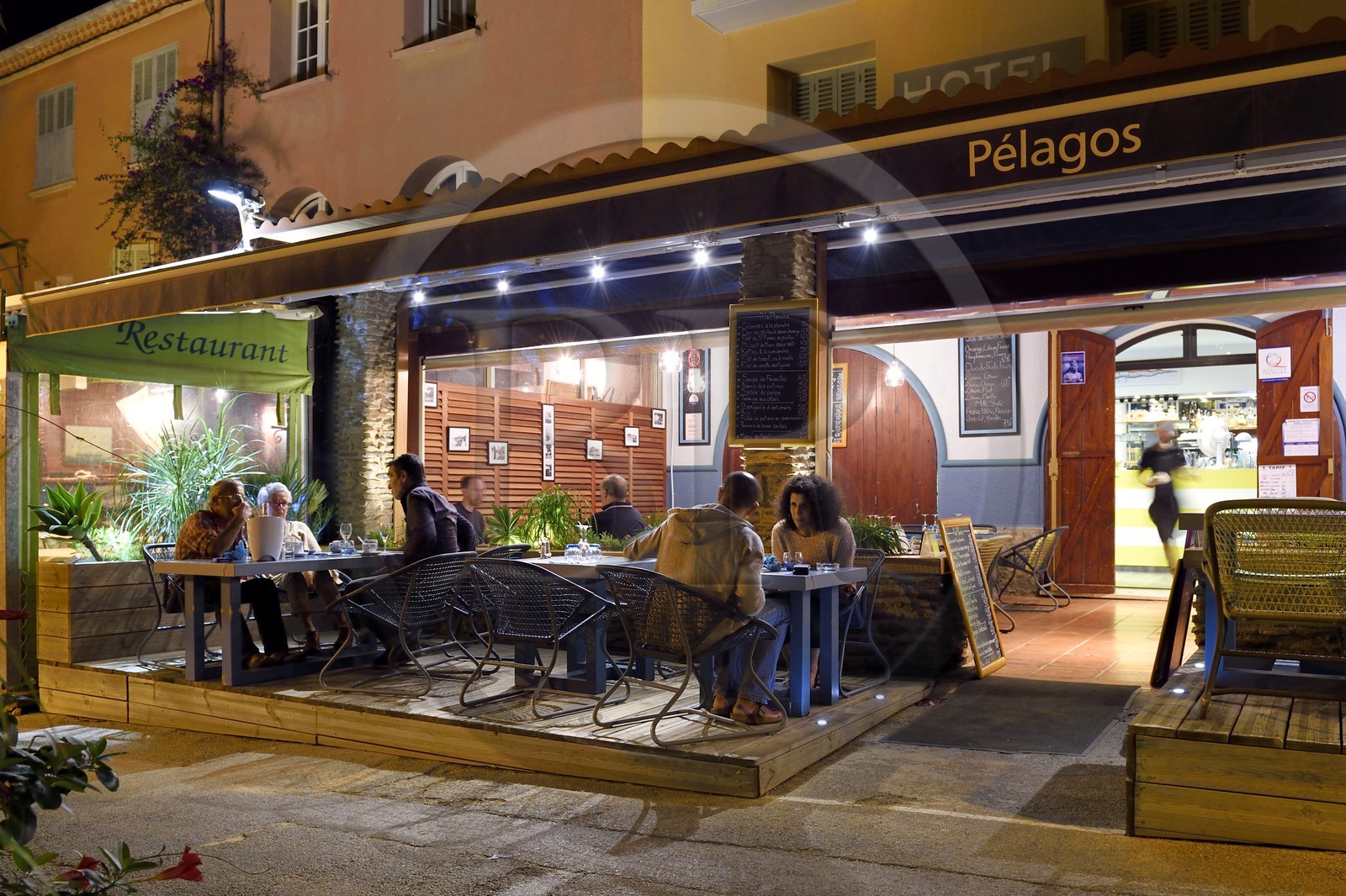 France, Var (83), Iles d'Hyères, parc national de Port Cros, Ile de Porquerolles, restaurant Le Pelagos au village
